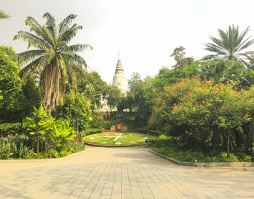 Phnom Penh tours